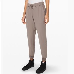 NWT LuLulemon joggers
